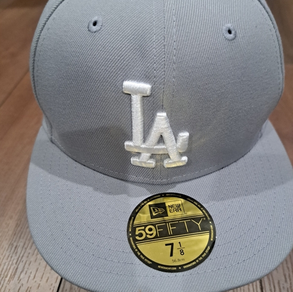 New Era Other - New Era 59Fifty Men Women Cap MLB Los Angeles Dodgers Basic Gray Fitted Hat